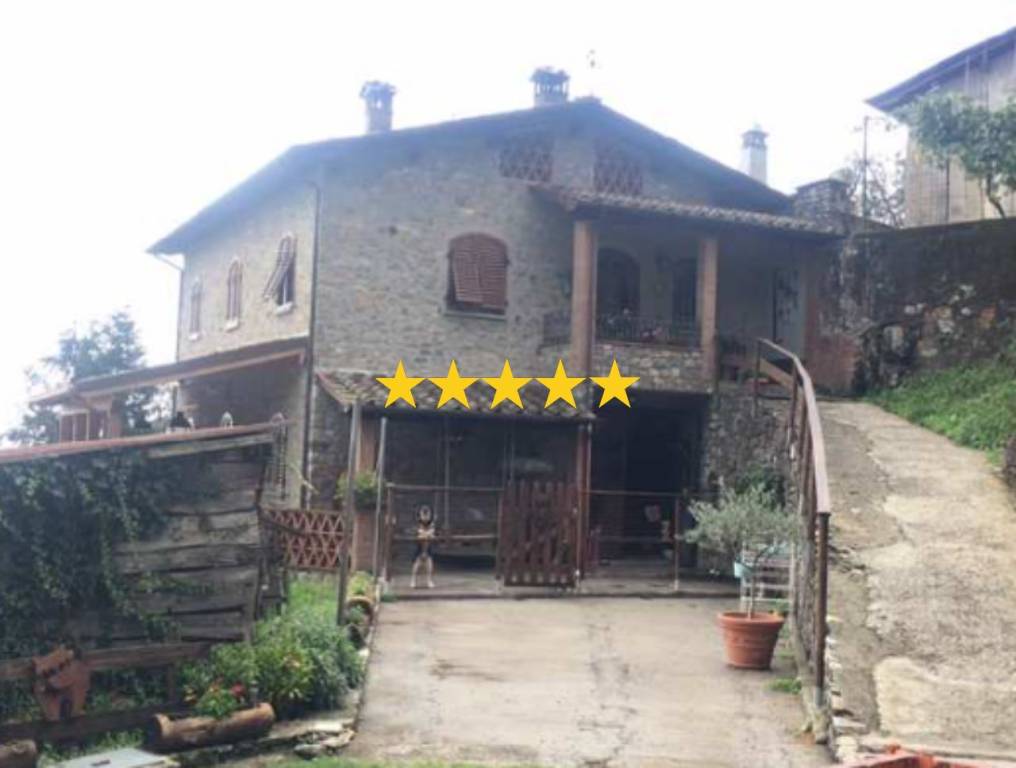appartamento in vendita a Pescaglia in zona Gello