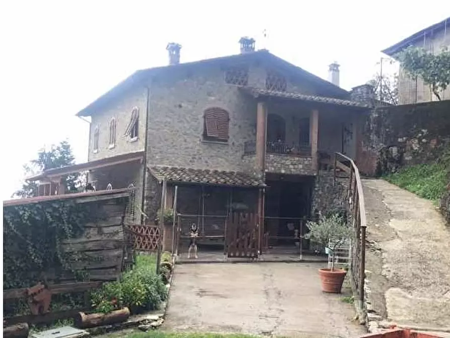 appartamento in vendita a Pescaglia in zona Gello