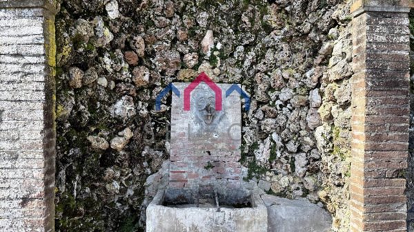 casa indipendente in vendita a Pescaglia in zona Gello