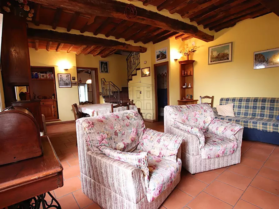 casa indipendente in vendita a Pescaglia in zona Gello