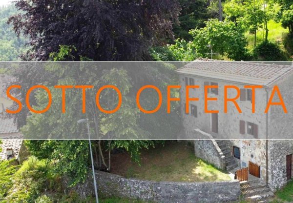 casa indipendente in vendita a Pescaglia