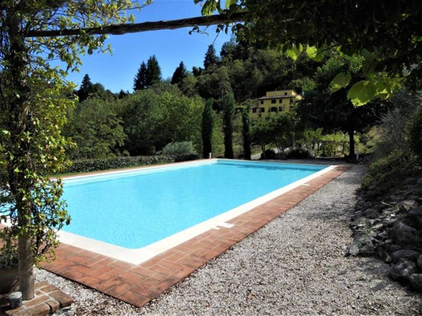 casa indipendente in vendita a Pescaglia