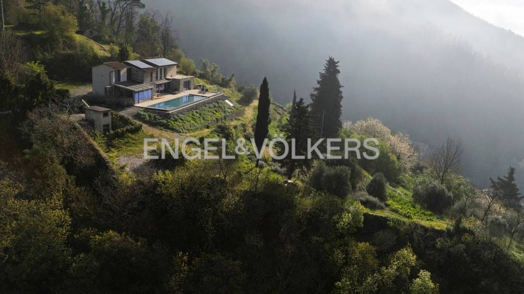 casa indipendente in vendita a Pescaglia in zona Pascoso