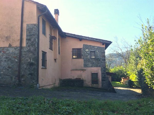 casale in vendita a Pescaglia