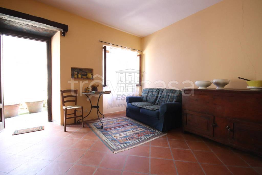 casa indipendente in vendita a Pescaglia