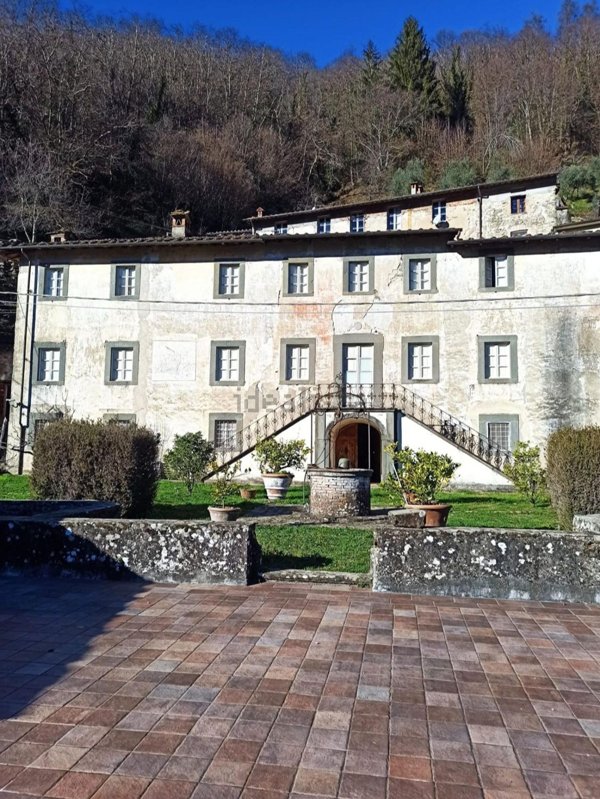 casa indipendente in vendita a Pescaglia in zona Convalle
