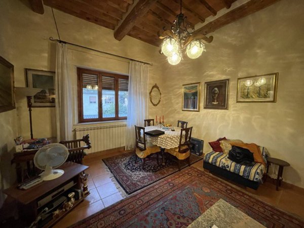 appartamento in vendita a Pescaglia in zona San Martino in Freddana
