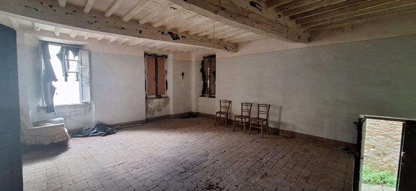 intera palazzina in vendita a Pescaglia