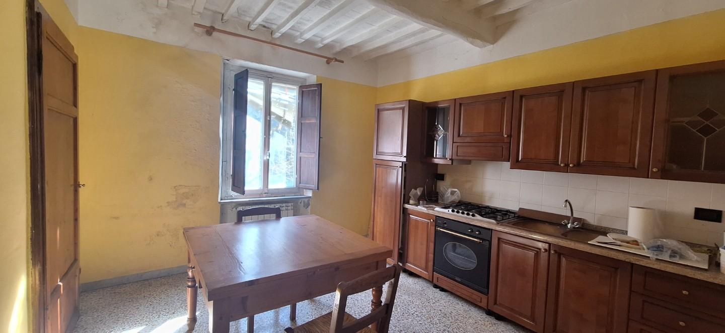 casa indipendente in vendita a Pescaglia