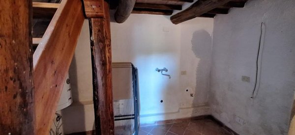 casa indipendente in vendita a Pescaglia