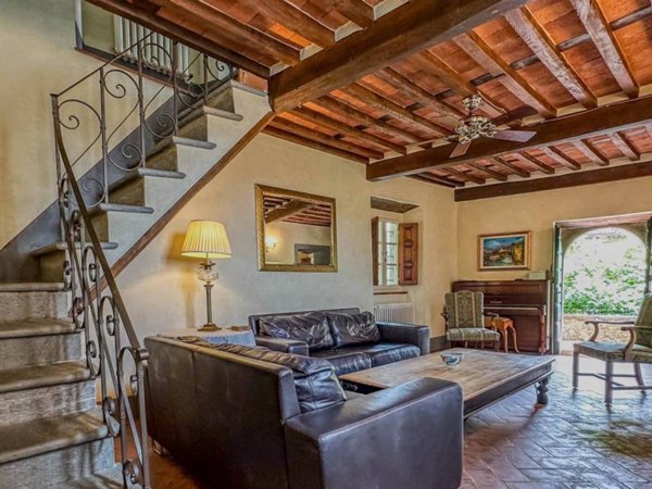 casale in vendita a Pescaglia