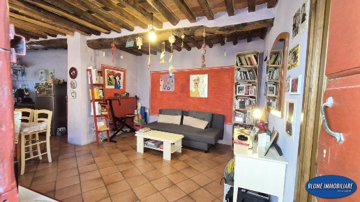 casa indipendente in vendita a Pescaglia in zona Fiano