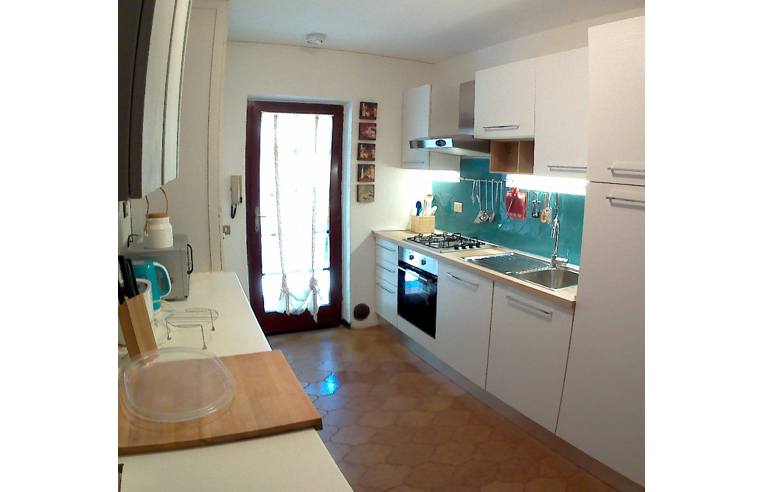 casa indipendente in vendita a Pescaglia in zona Monsagrati