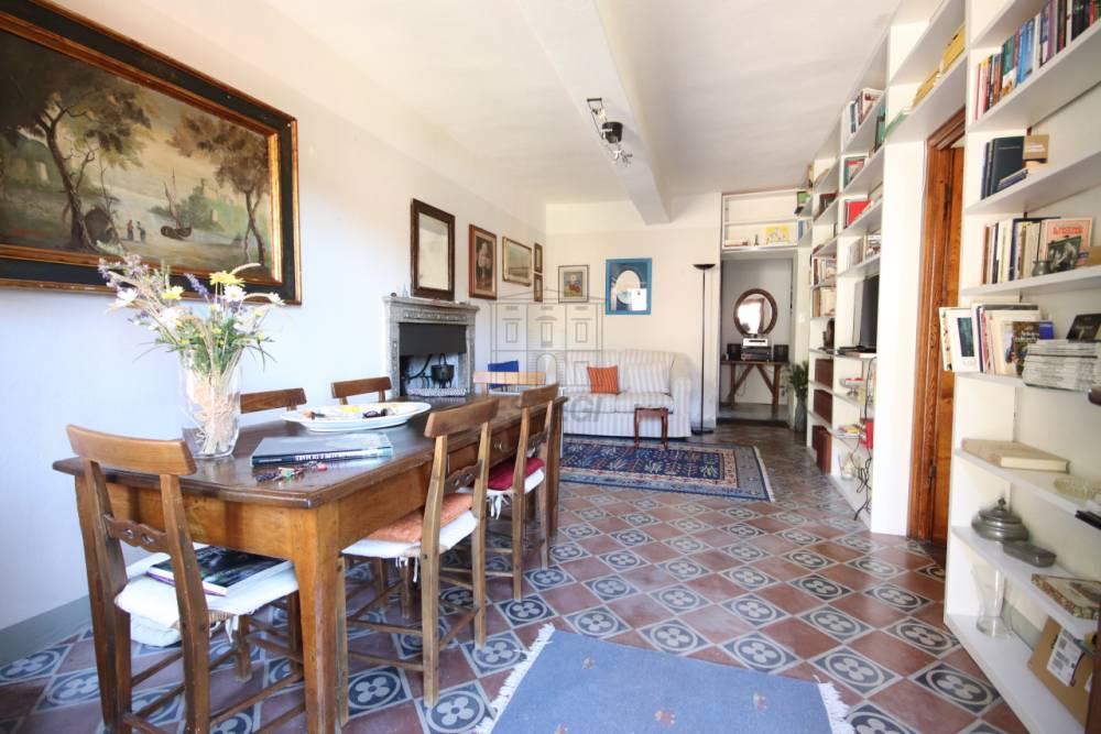 casa indipendente in vendita a Pescaglia in zona Colognora