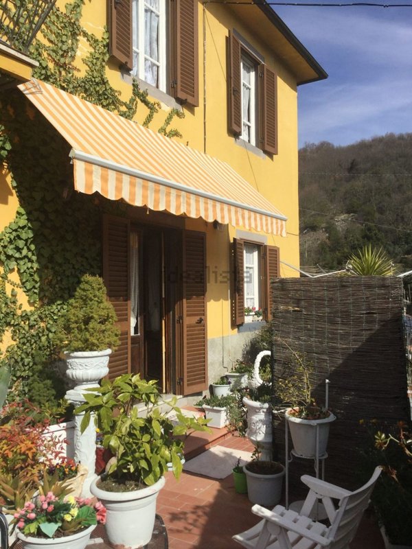 casa indipendente in vendita a Pescaglia