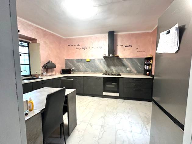 casa indipendente in vendita a Pescaglia