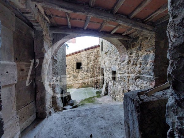 casale in vendita a Pescaglia