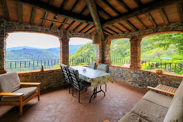 casale in vendita a Pescaglia