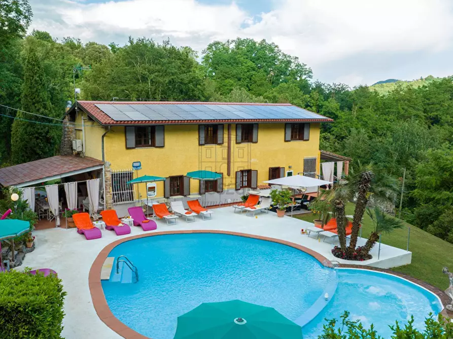 casa indipendente in vendita a Pescaglia