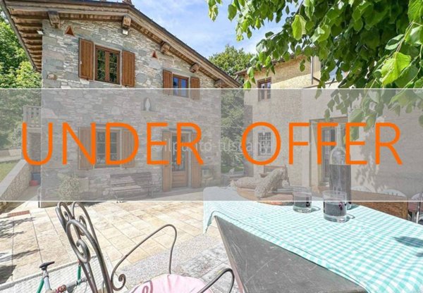 casa indipendente in vendita a Pescaglia