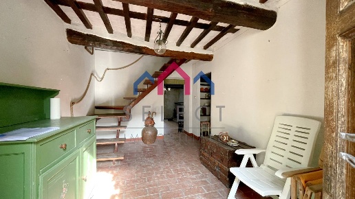 casa indipendente in vendita a Pescaglia