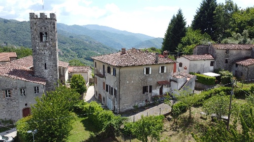 appartamento in vendita a Pescaglia in zona San Rocco