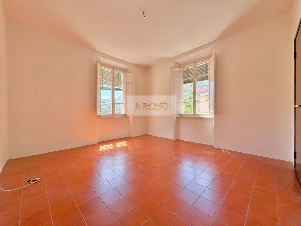 appartamento in vendita a Pescaglia in zona Convalle