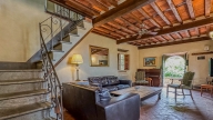 casa indipendente in vendita a Pescaglia