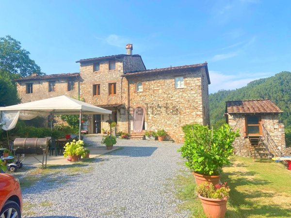 casale in vendita a Pescaglia