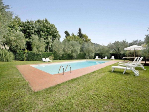 casa indipendente in vendita a Pescaglia
