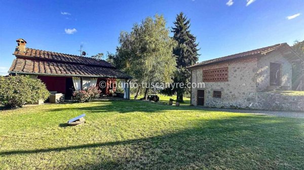 casa indipendente in vendita a Pescaglia