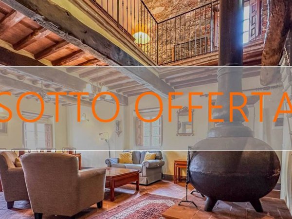 casa indipendente in vendita a Pescaglia