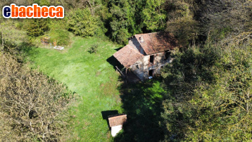 casa indipendente in vendita a Piazza al Serchio in zona San Michele
