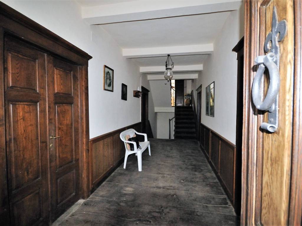 casa indipendente in vendita a Piazza al Serchio in zona Petrognola