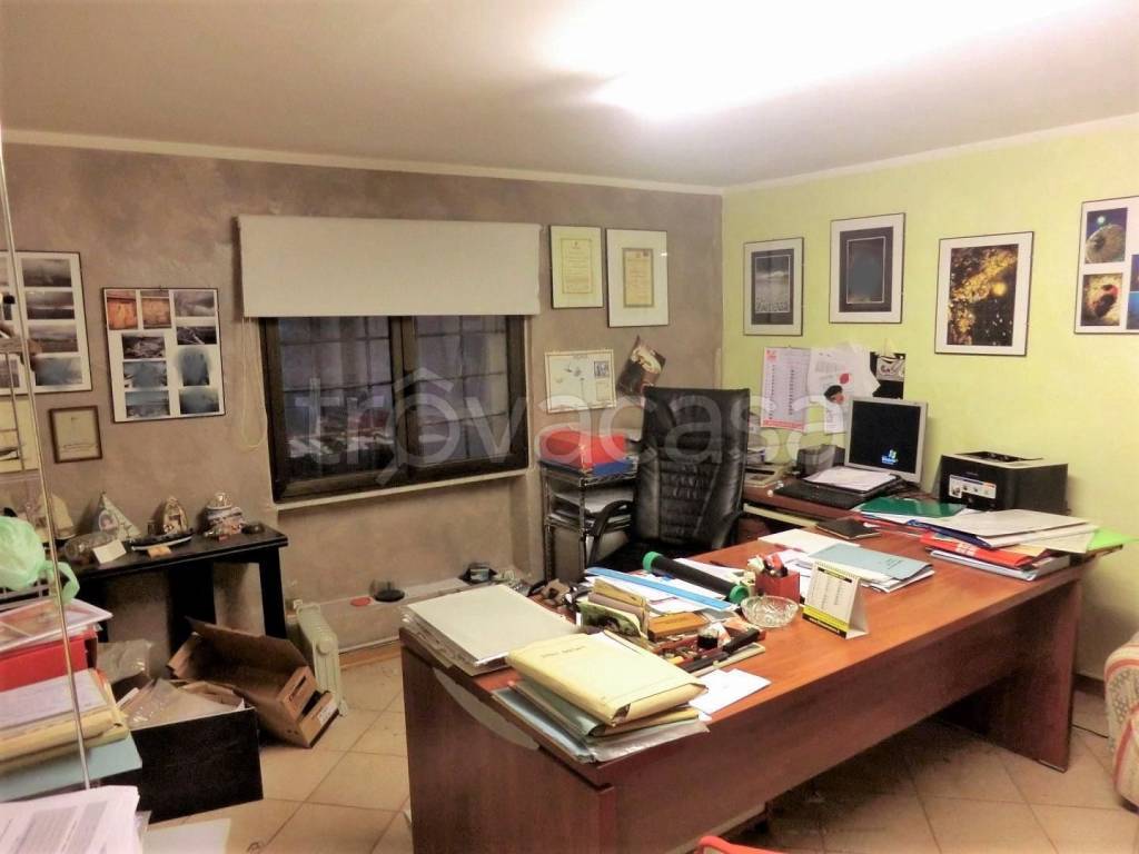 ufficio in vendita a Piazza al Serchio in zona San Michele