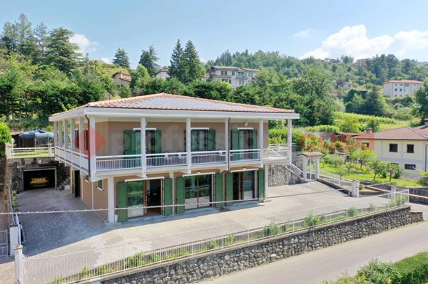 casa indipendente in vendita a Piazza al Serchio