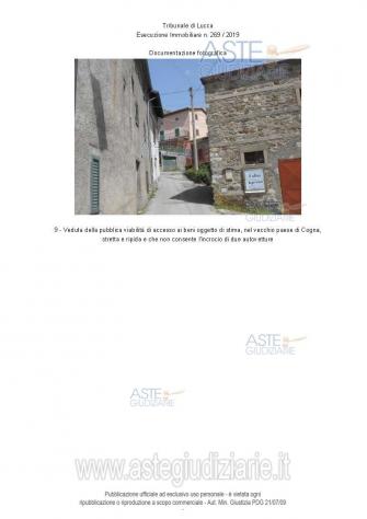casa indipendente in vendita a Piazza al Serchio in zona Cogna