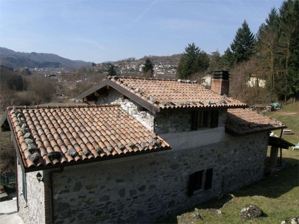 casa indipendente in vendita a Piazza al Serchio