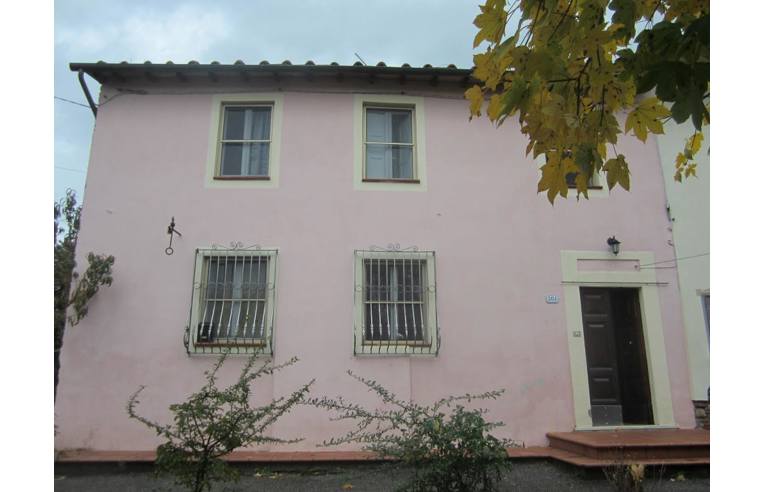 casa indipendente in vendita a Piazza al Serchio in zona San Michele