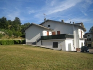 casa indipendente in vendita a Piazza al Serchio in zona Colognola