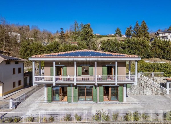 casa indipendente in vendita a Piazza al Serchio