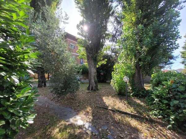 casa indipendente in vendita a Pietrasanta