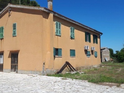 casa indipendente in vendita a Pietrasanta