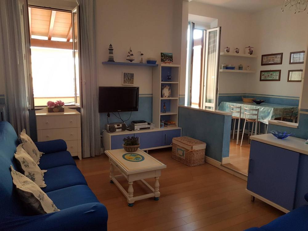 appartamento in vendita a Pietrasanta in zona Vignone