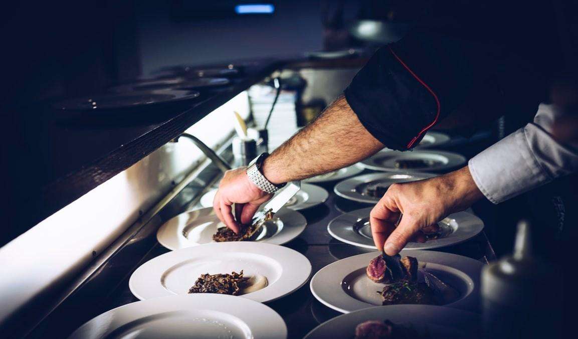 negozio in vendita a Pietrasanta