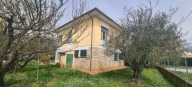 casa indipendente in vendita a Pietrasanta