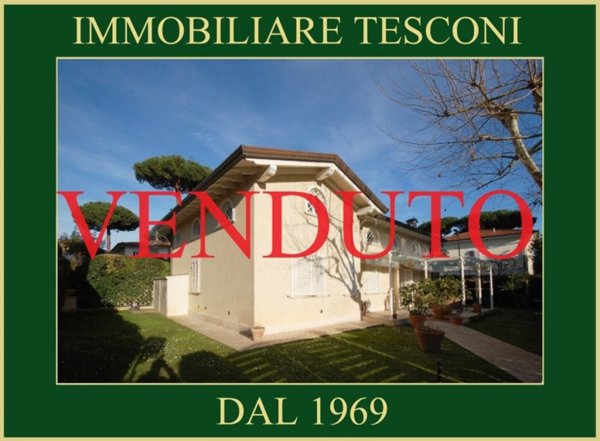 casa indipendente in vendita a Pietrasanta in zona Marina di Pietrasanta