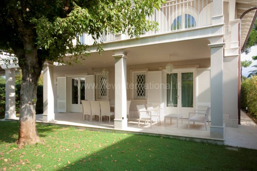 casa indipendente in vendita a Pietrasanta