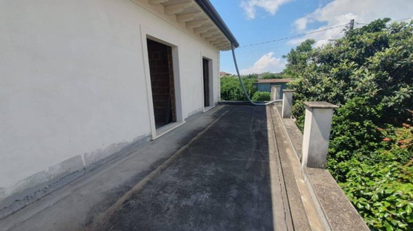 casa indipendente in vendita a Pietrasanta