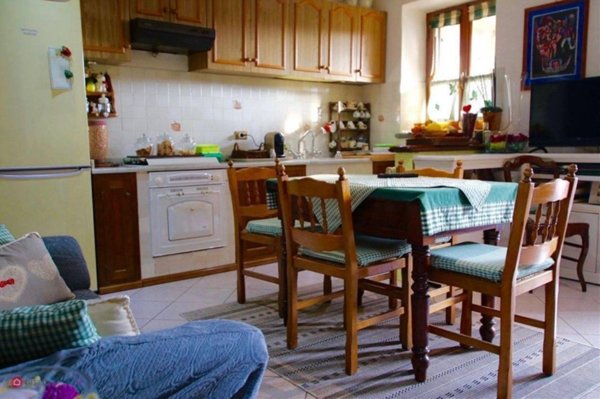 casa indipendente in vendita a Pietrasanta